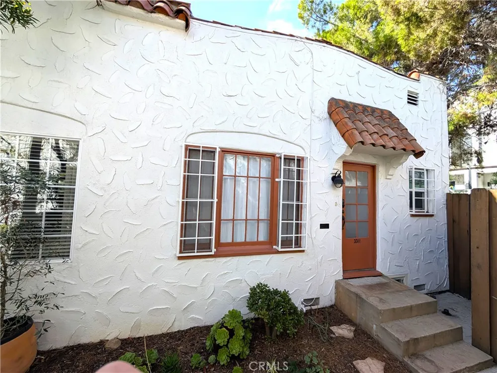3311 S Durango Los Angeles, CA 90034