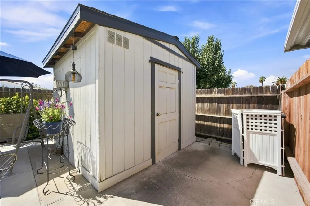 126 Set Bakersfield, CA 93308