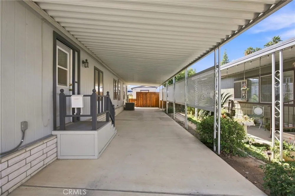 126 Set Bakersfield, CA 93308
