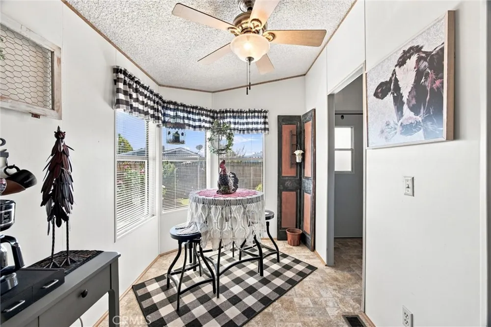 126 Set Bakersfield, CA 93308