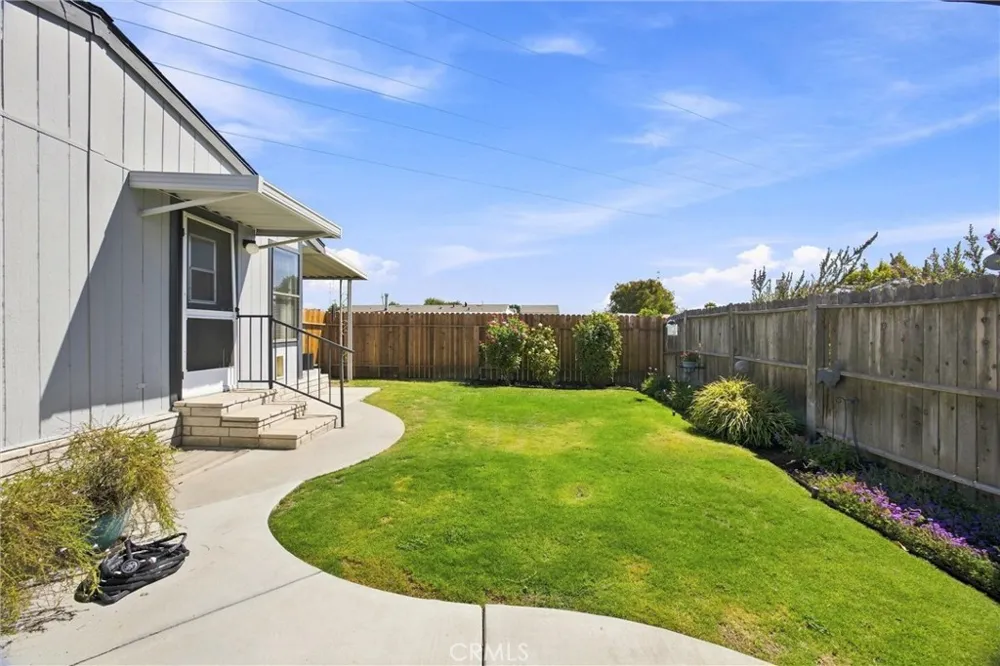 126 Set Bakersfield, CA 93308