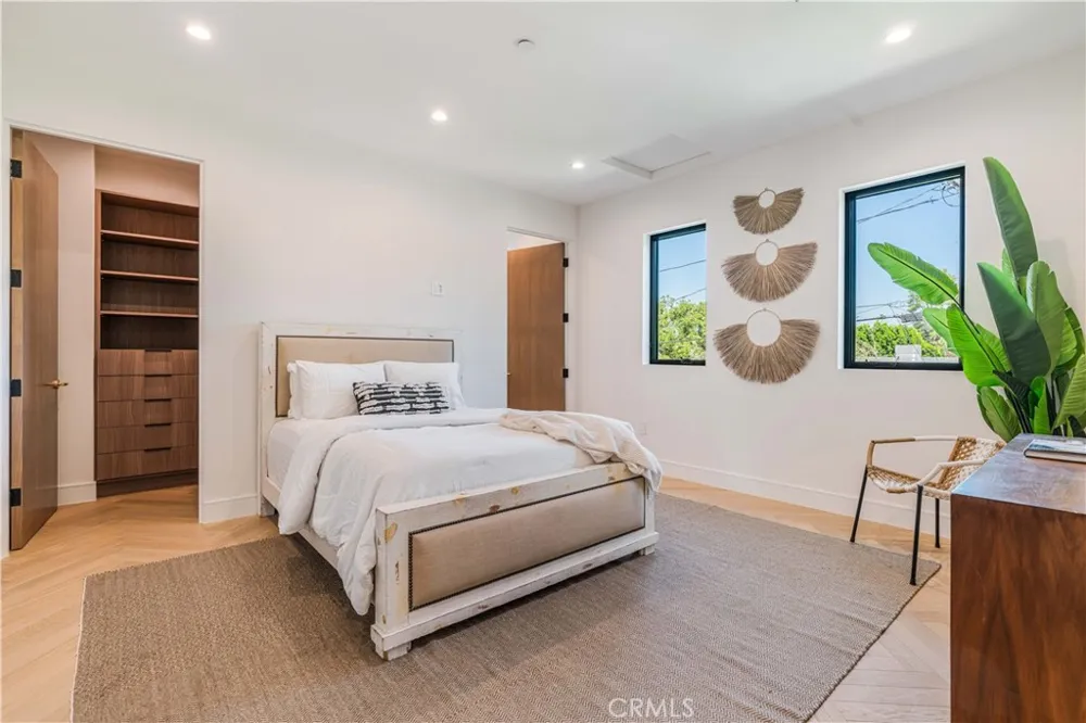 4759 Firmament Encino, CA 91436