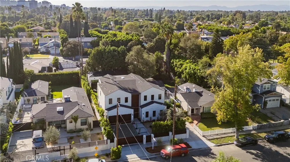 4759 Firmament Encino, CA 91436