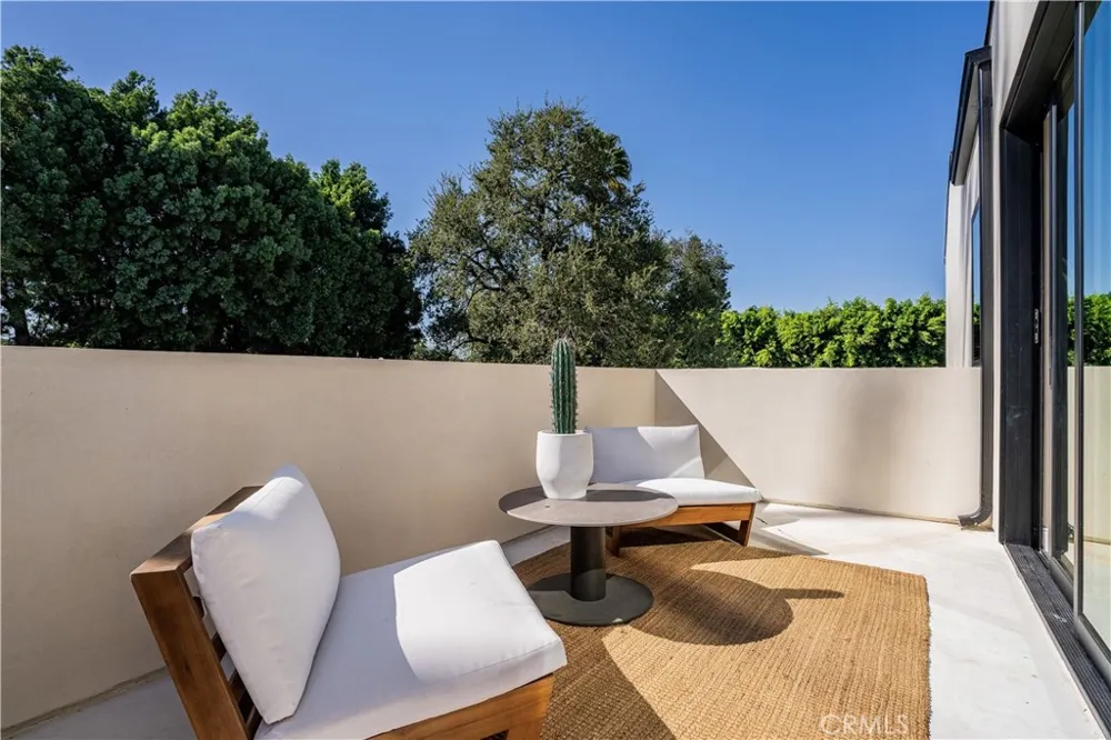 4759 Firmament Encino, CA 91436