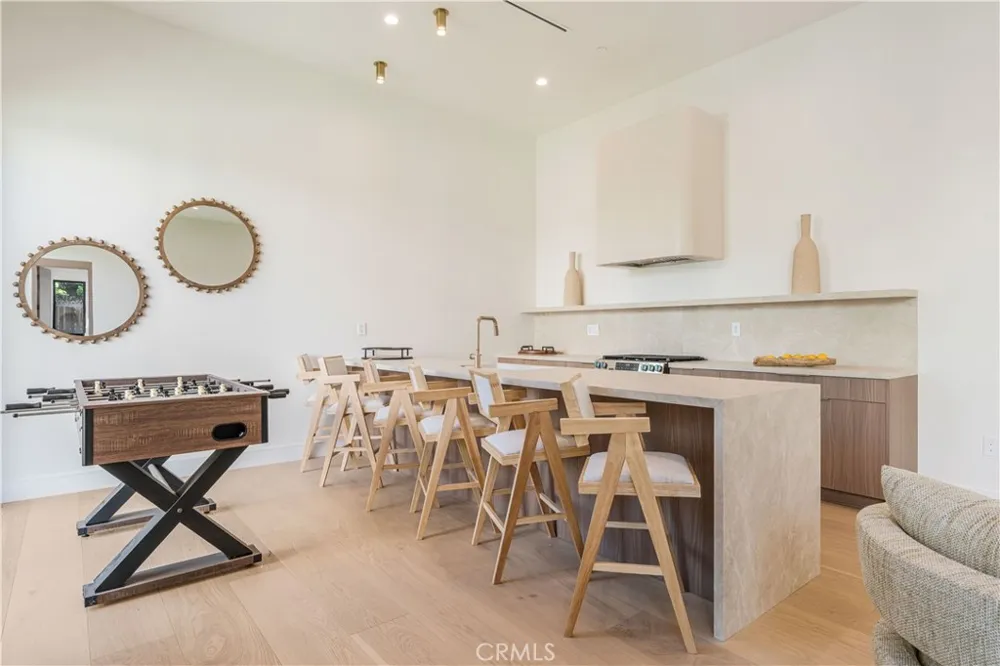 4759 Firmament Encino, CA 91436