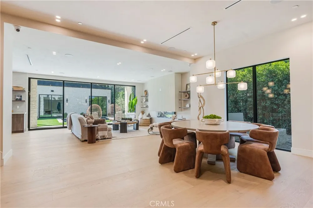 4759 Firmament Encino, CA 91436