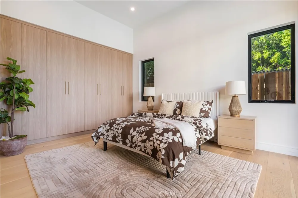 4759 Firmament Encino, CA 91436