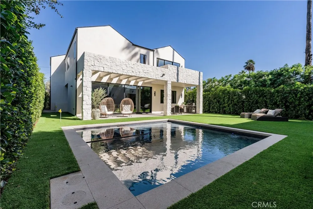 4759 Firmament Encino, CA 91436