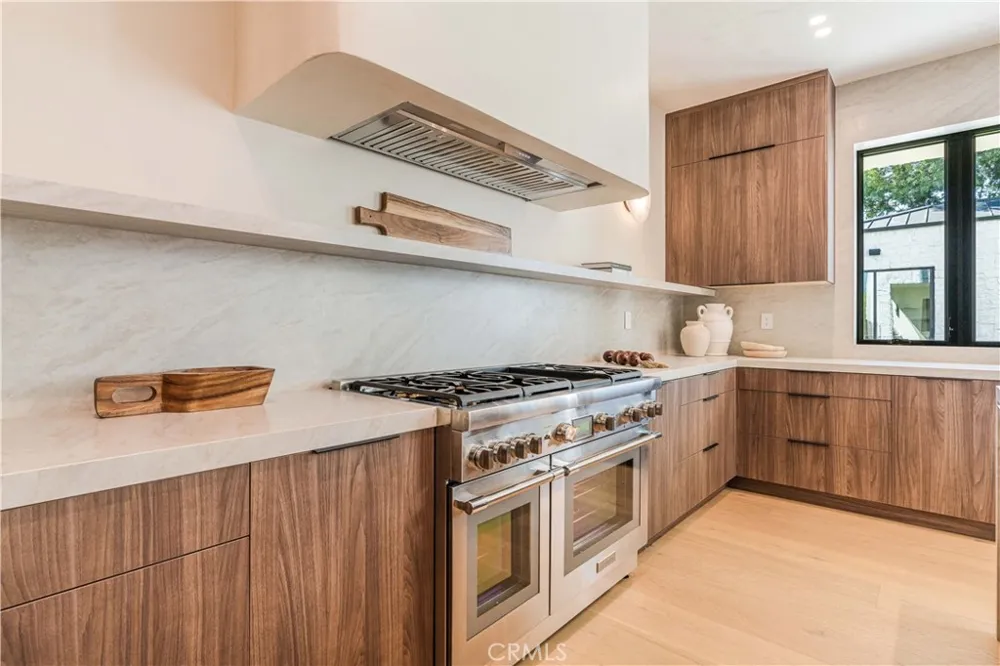 4759 Firmament Encino, CA 91436