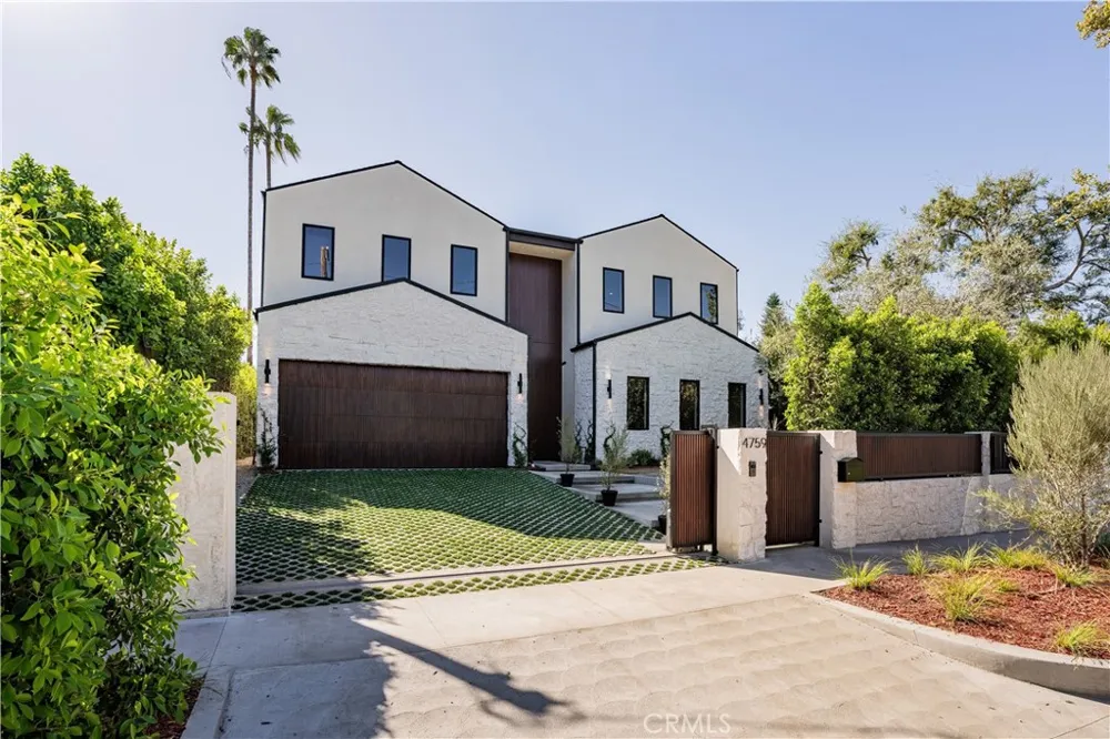 4759 Firmament Encino, CA 91436
