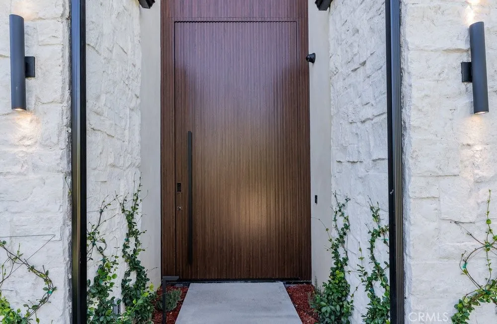 4759 Firmament Encino, CA 91436