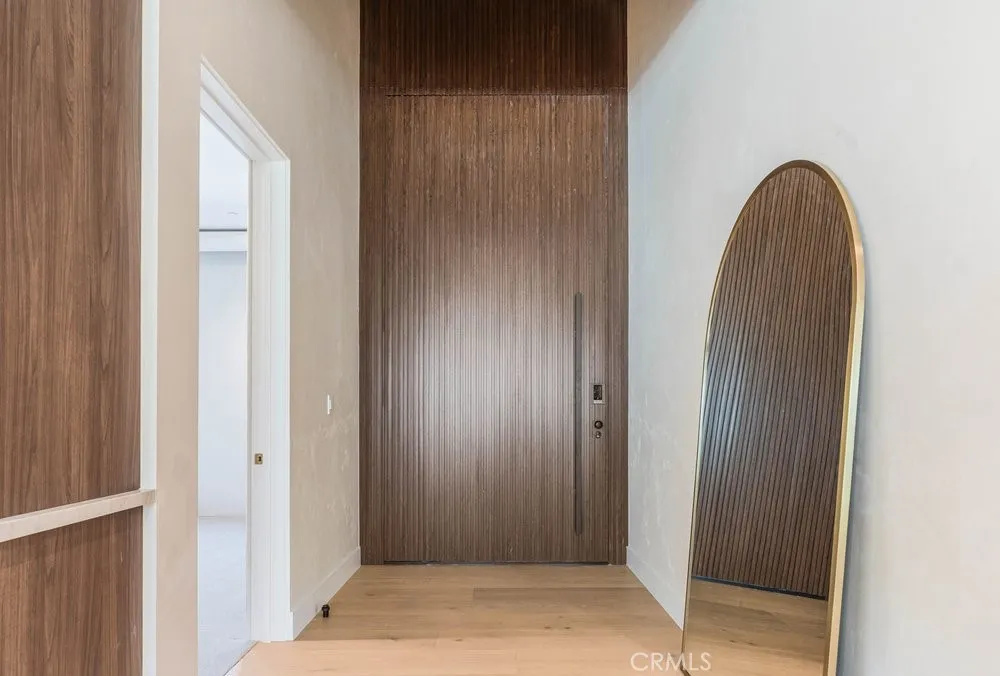 4759 Firmament Encino, CA 91436
