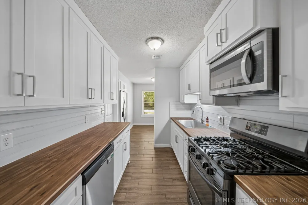 270 S 184th East EastAvenue Tulsa, OK 74108
