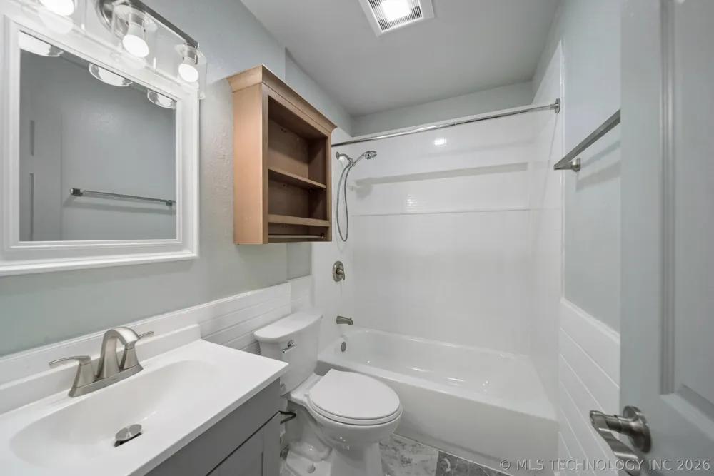 270 S 184th East EastAvenue Tulsa, OK 74108