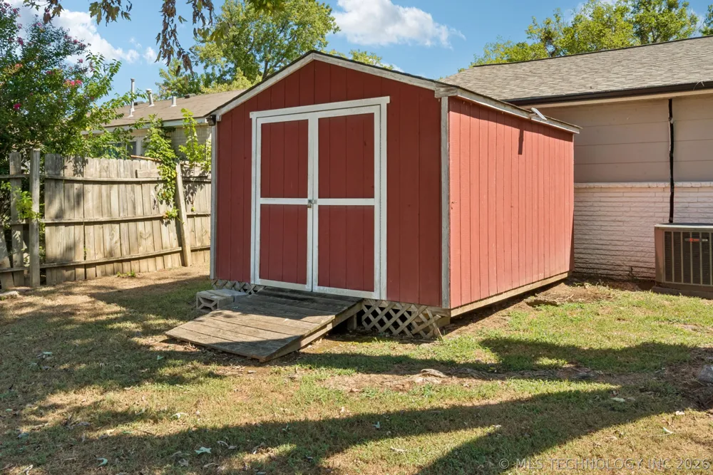270 S 184th East EastAvenue Tulsa, OK 74108