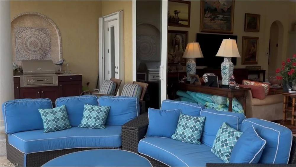 2633 Finchley Ln Street Naples, FL 34105