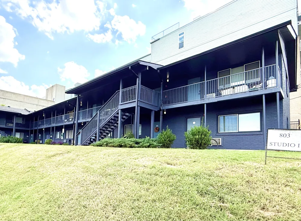 803 Hillview Hts #206 Nashville, TN 37204