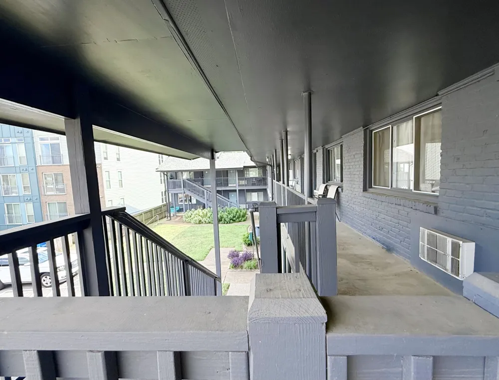 803 Hillview Hts #206 Nashville, TN 37204