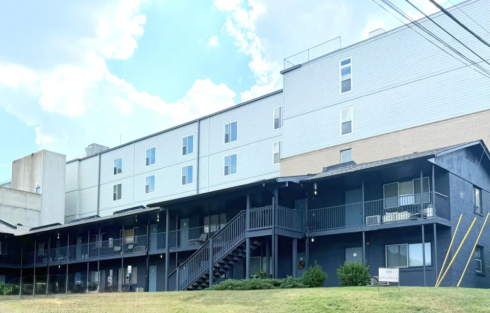 803 Hillview Hts #206 Nashville, TN 37204