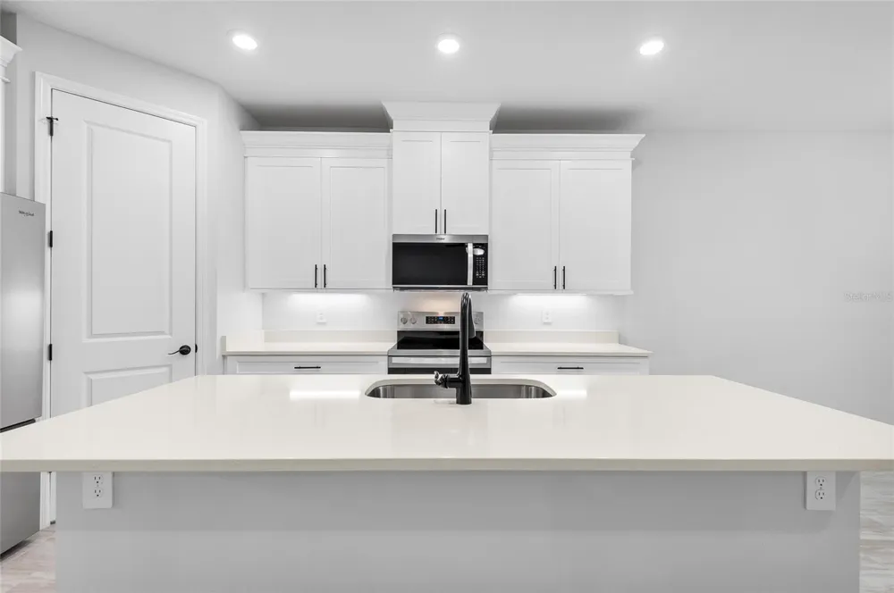 371 MILLER ROAD Sanford, FL 32773