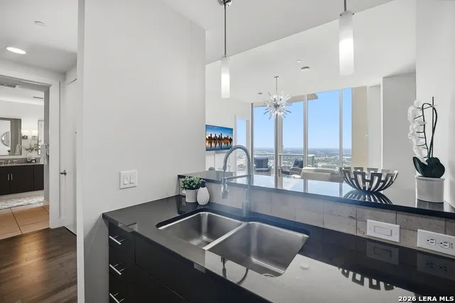 610 E Market #UNIT 2909 San Antonio, TX 78205