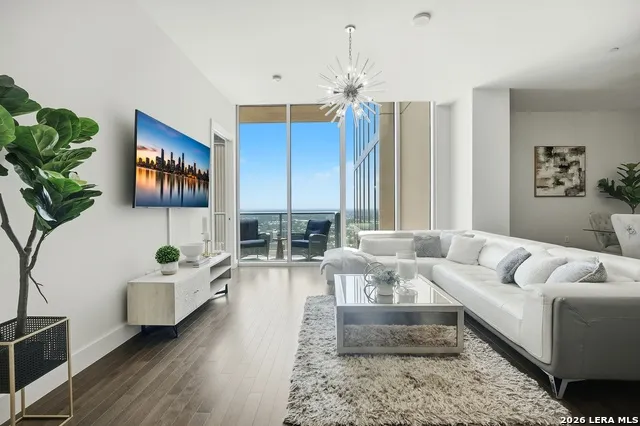 610 E Market #UNIT 2909 San Antonio, TX 78205