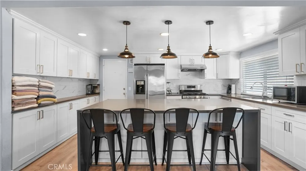 20548 Missionary Ridge Walnut, CA 91789