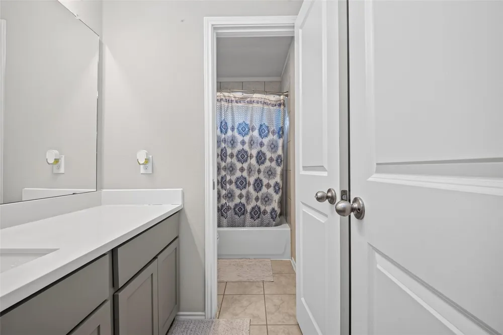 4134 Kinsey Street Rosharon, TX 77583