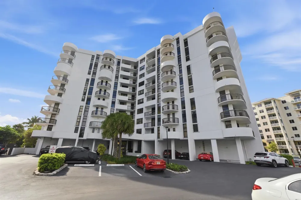 1355 Ocean Boulevard Pompano Beach, FL 