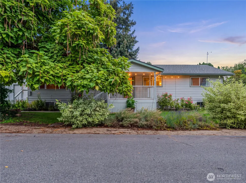 1216 4th Street Wenatchee, WA 98801
