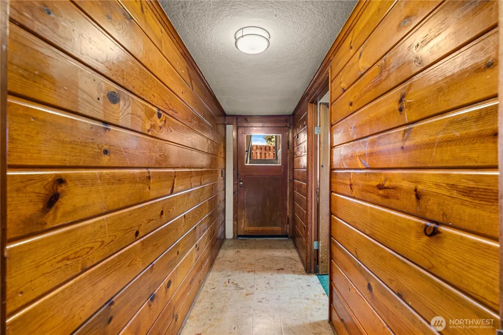 1216 4th Street Wenatchee, WA 98801