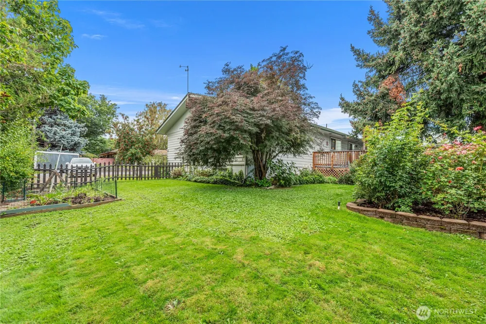 1216 4th Street Wenatchee, WA 98801