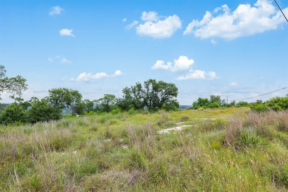 11207 Mountain Top Circle Jonestown, TX 78645