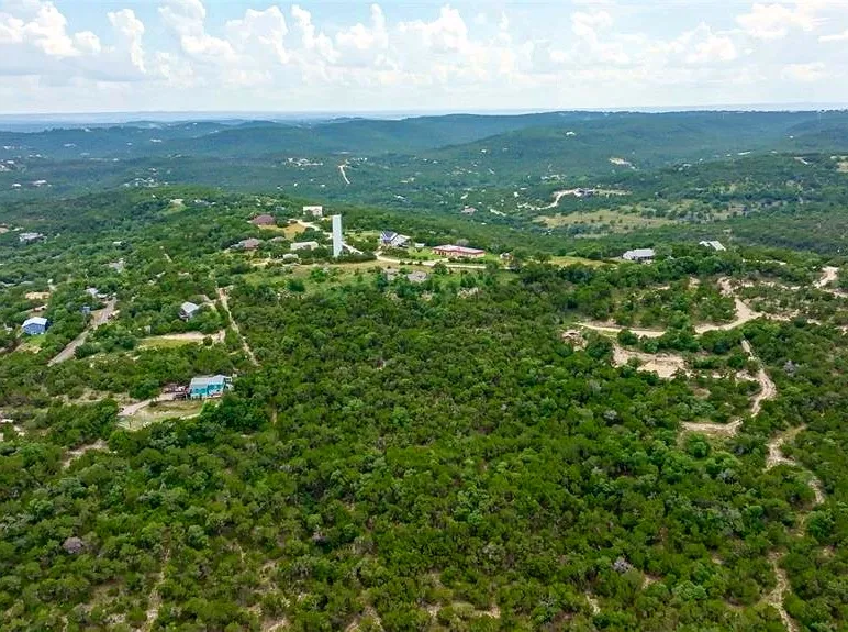 11207 Mountain Top Circle Jonestown, TX 78645