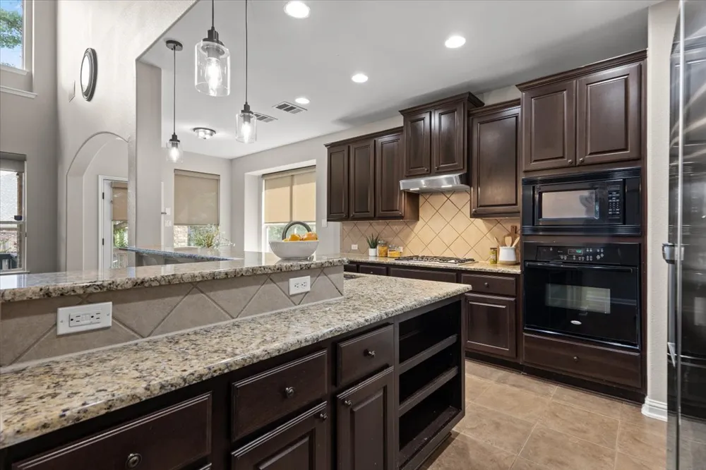 344 Atlanta Park Drive Georgetown, TX 78641