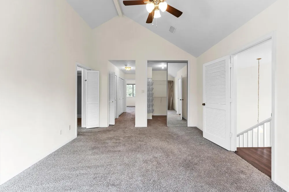 109 W 10th Street W Houston, TX 77008