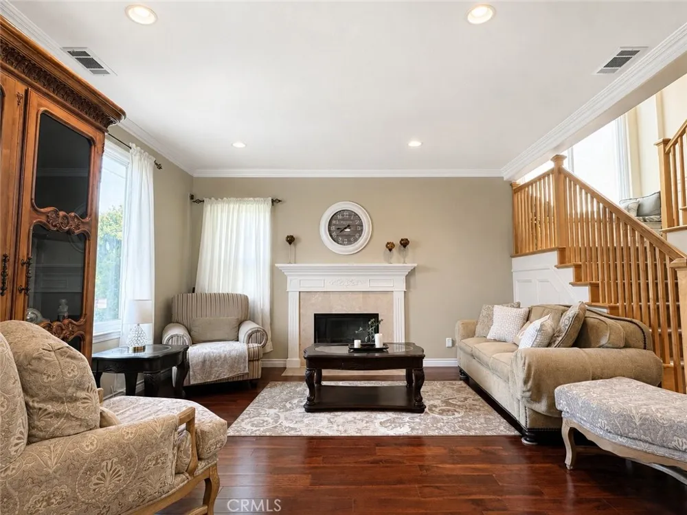 7027 Muscatel San Gabriel, CA 91775