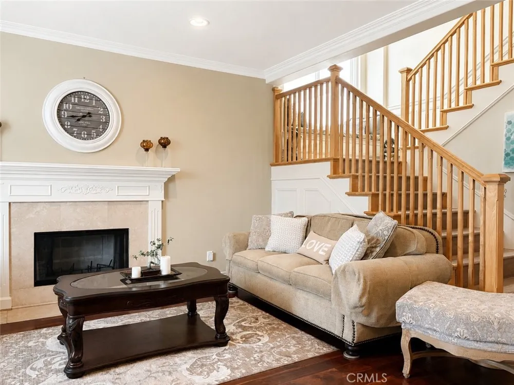 7027 Muscatel San Gabriel, CA 91775