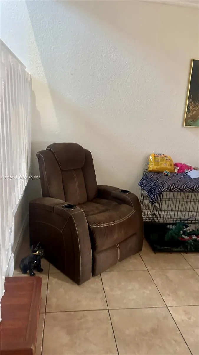 7329 NW 174th Ter #101 Hialeah, FL 33015