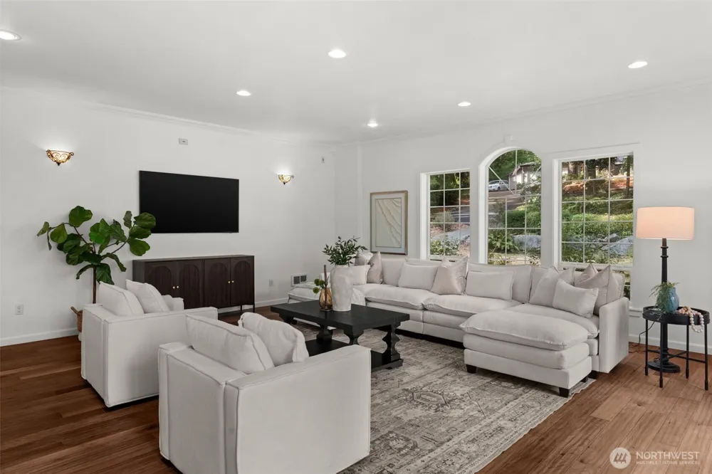 6106 51st Street NW Gig Harbor, WA 98335