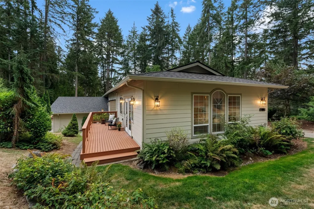 6106 51st Street NW Gig Harbor, WA 98335
