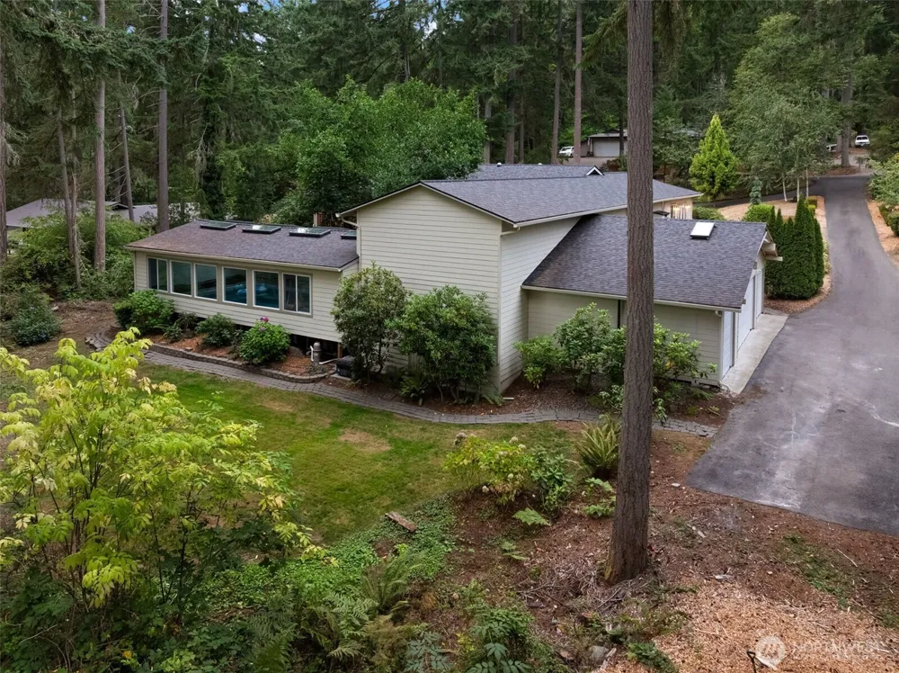 6106 51st Street NW Gig Harbor, WA 98335