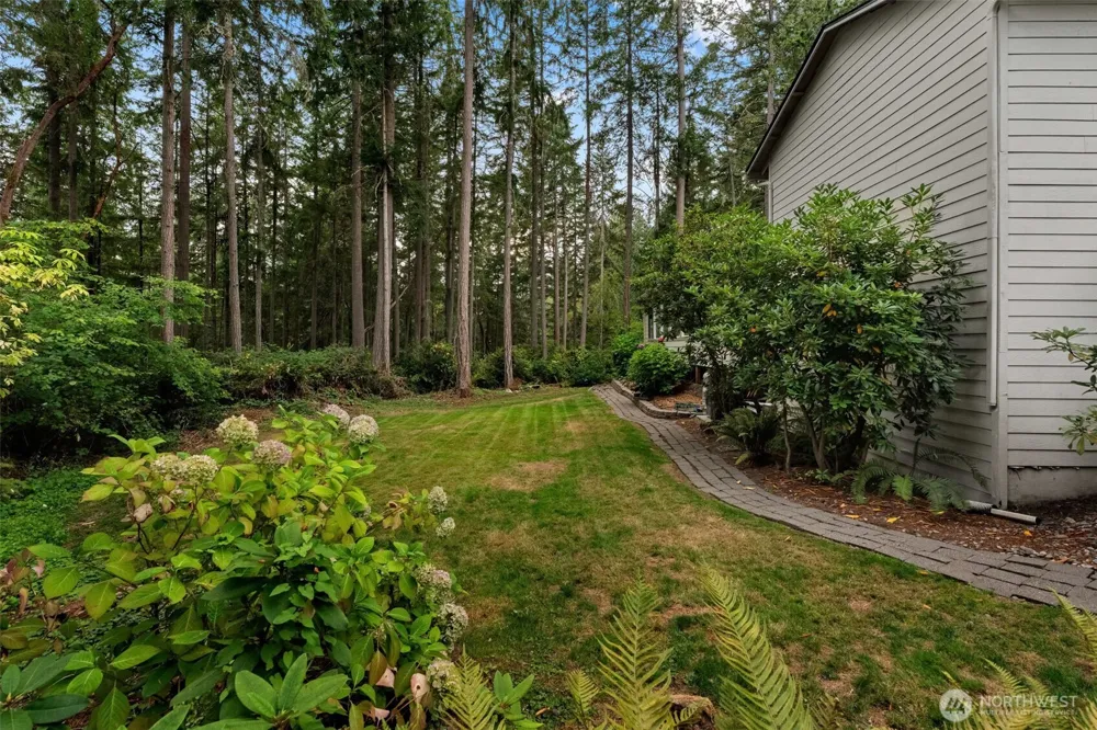 6106 51st Street NW Gig Harbor, WA 98335
