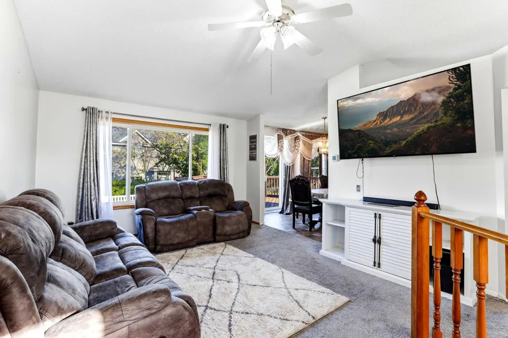 11012 Edgewood Avenue Champlin, MN 55316