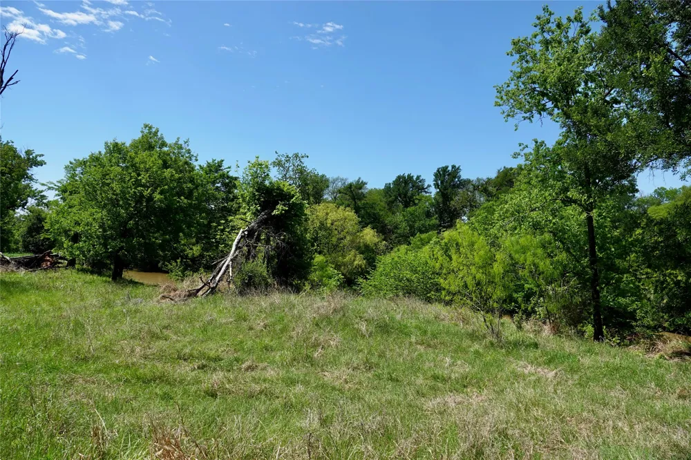 588 County Road 430 Goldthwaite, TX 76844