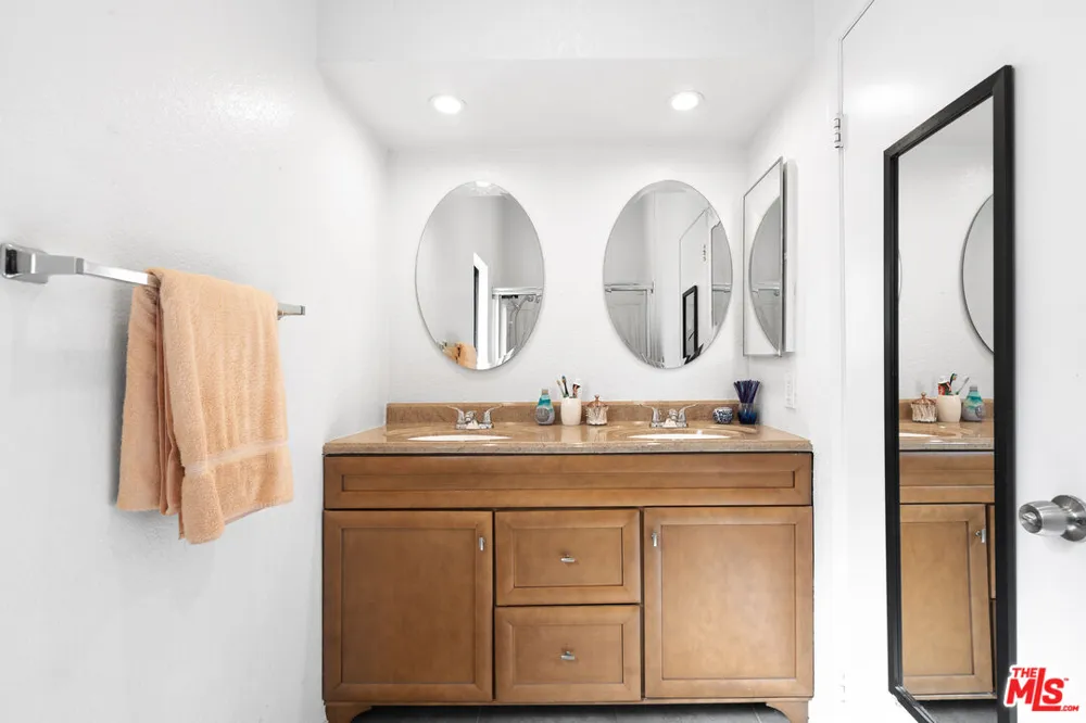 37519 Rose Street Palmdale, CA 93552
