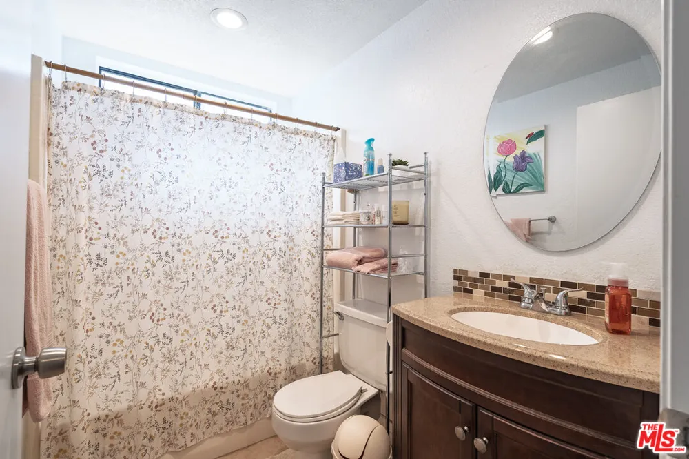 37519 Rose Street Palmdale, CA 93552