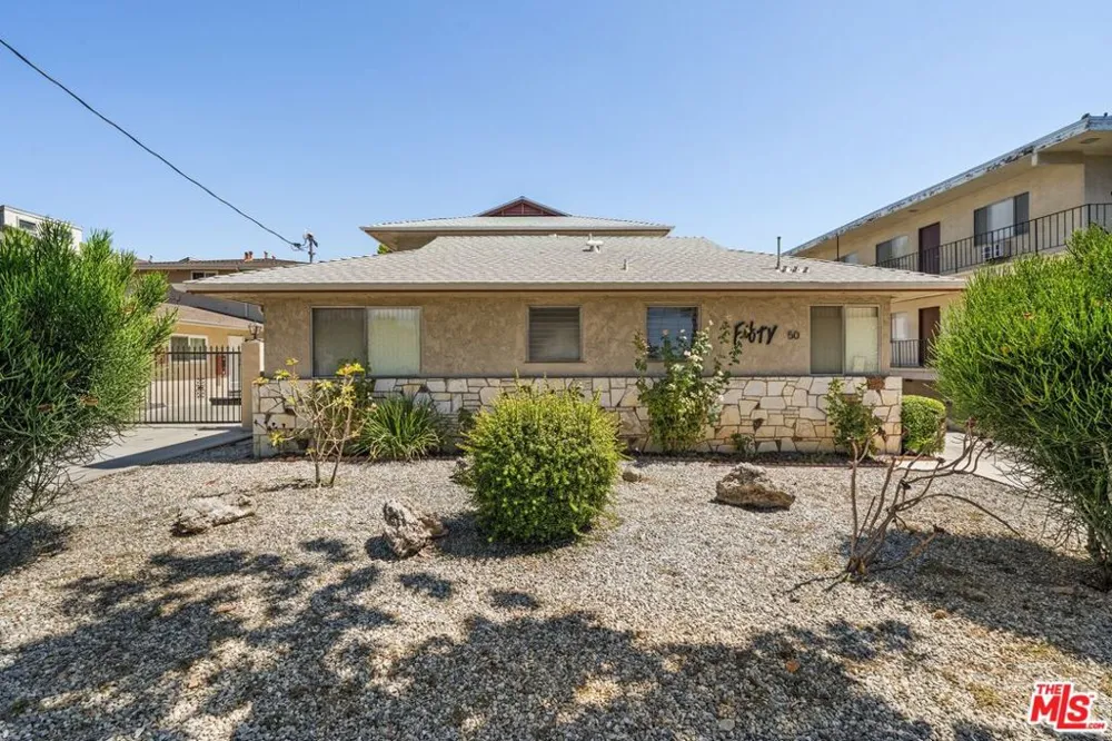 50 S Meridith Ave #4 Pasadena, CA 91106
