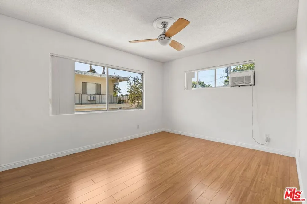50 S Meridith Ave #4 Pasadena, CA 91106
