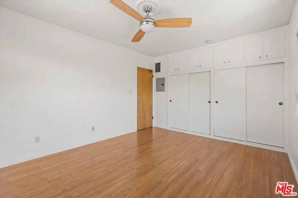 50 S Meridith Ave #4 Pasadena, CA 91106